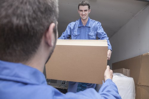 Local moving service supporting a Dulwich relocation