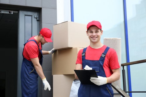 Moving truck service for Dulwich residential relocations