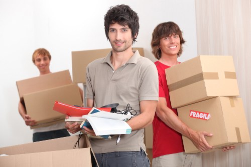 Removals truck service supporting a Dulwich house move